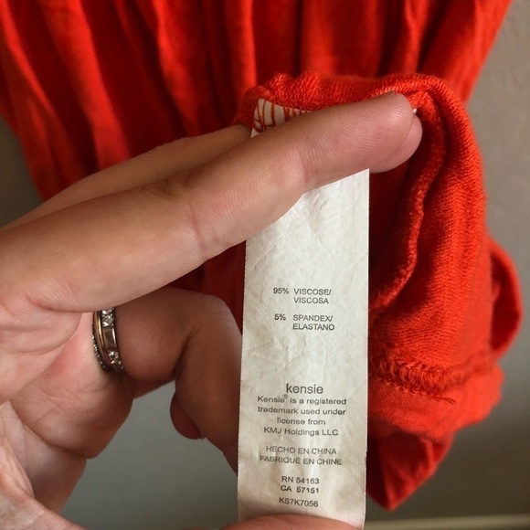 KENSIE Drapey French Terry Short Sleeve Dress - Picture 5 of 6